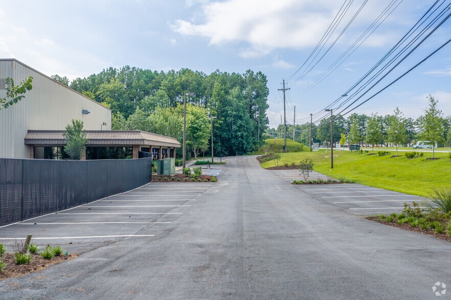 More Photos Of 3200 N Berkeley Lake Rd NW, Duluth Warehouse For Lease