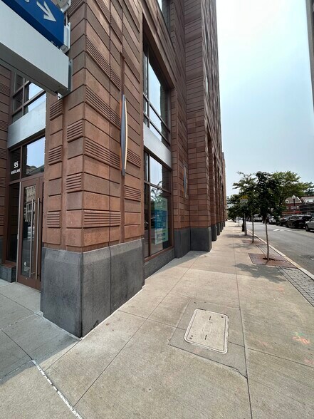 More Photos Of 99 Kneeland St, Boston Apartments For Lease