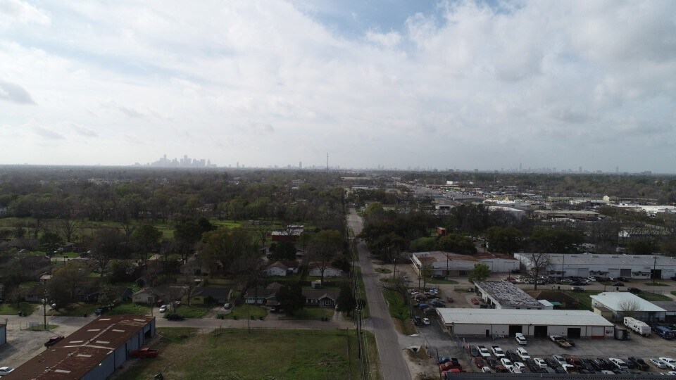 More Photos Of 6406 Stuebner Airline Rd, Houston Warehouse For Sale