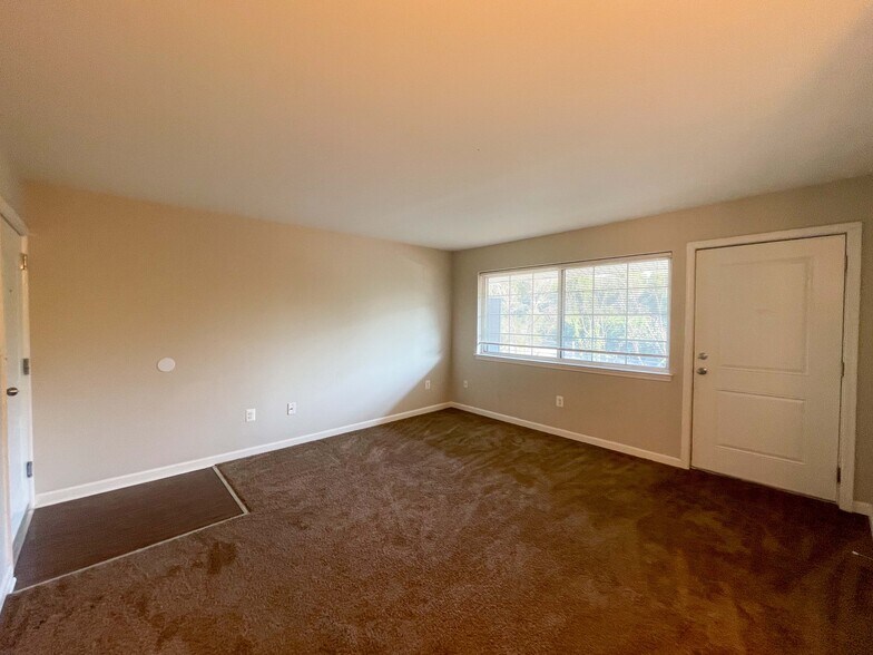 More Photos Of 1627 Ingleside Ave, Baltimore Apartments For Sale