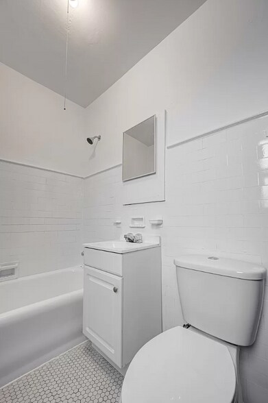 More Photos Of 11343 S King Dr, Chicago Apartments For Sale