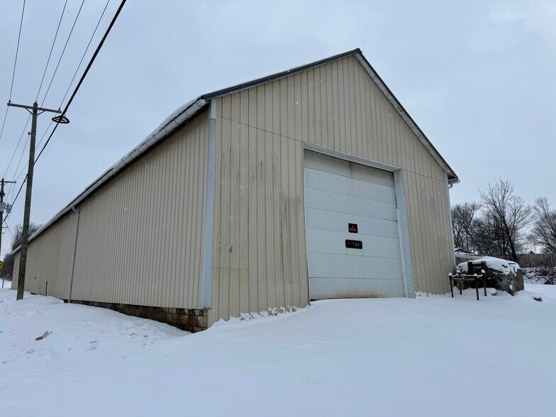 More Photos Of 66 Walnut St, Plymouth Warehouse For Lease