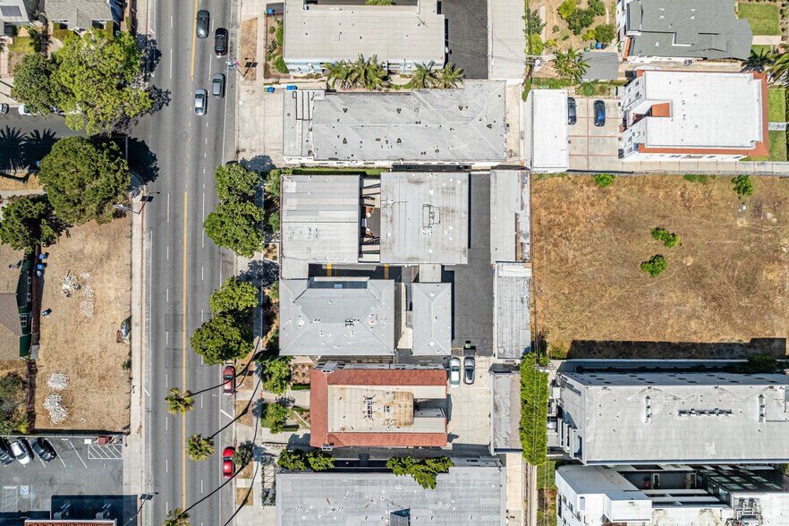 More Photos Of 4723-4727 W Beverly Blvd, Los Angeles Apartments For Sale