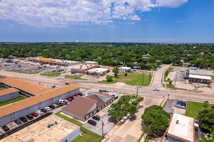 More Photos Of 2651 Texas Dr, Irving Medical For Lease