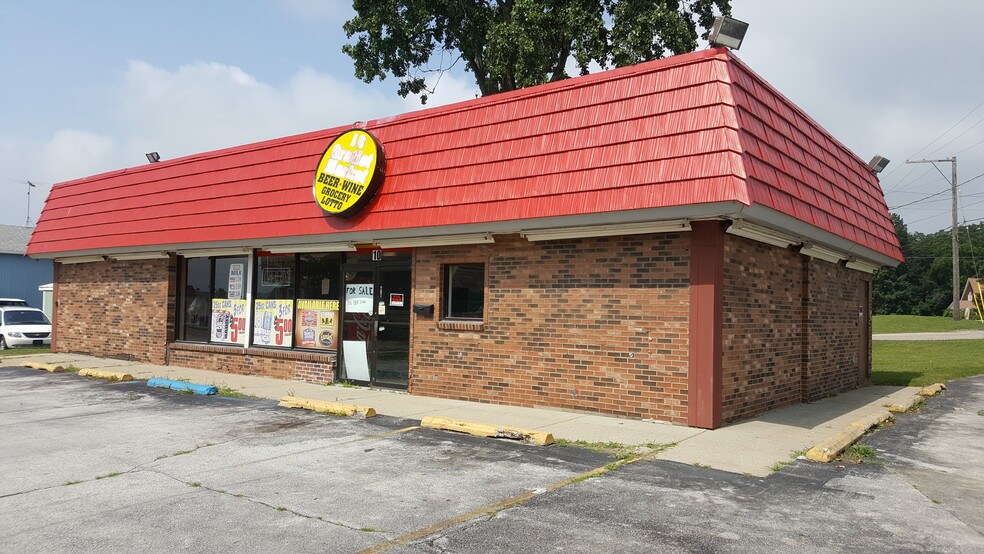 More Photos Of 10 Gratiot Blvd, Marysville Freestanding For Sale