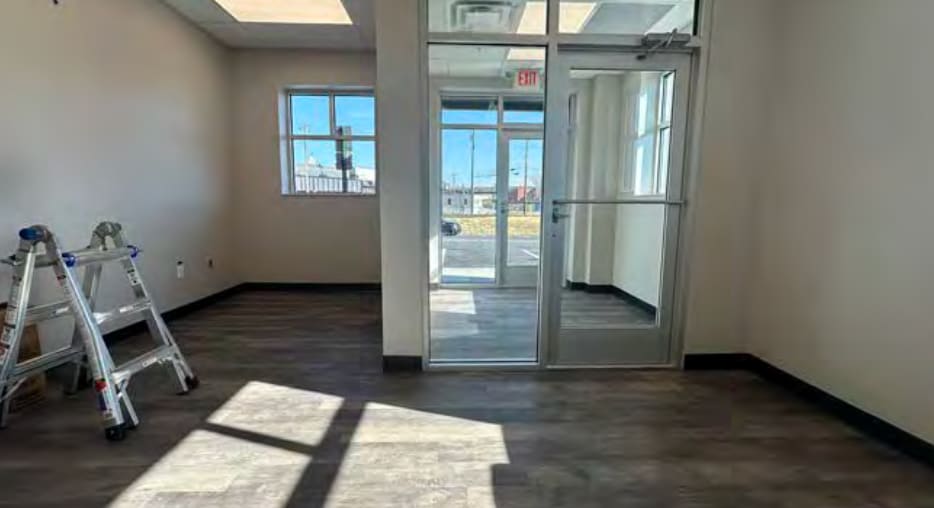 More Photos Of 299 Gest st, Cincinnati Manufacturing For Lease