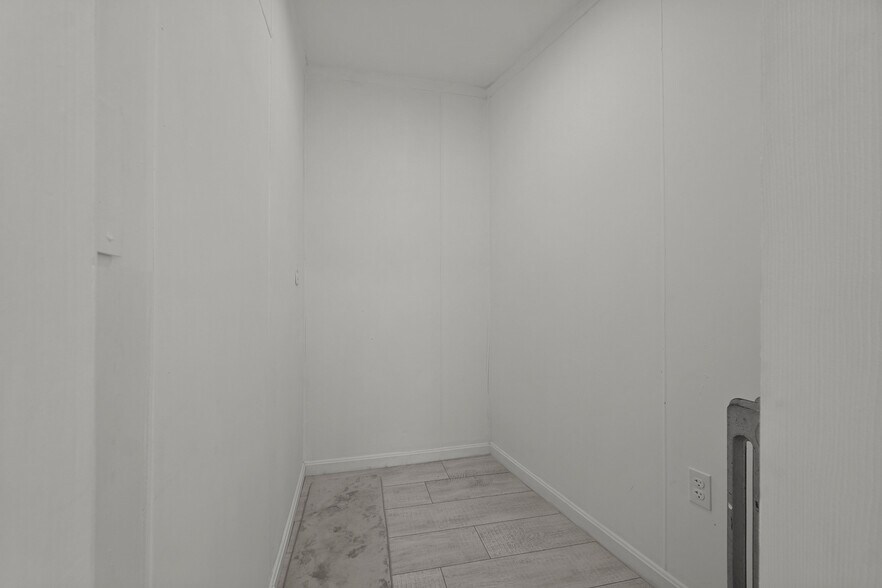 More Photos Of 649 Washington St, Attleboro Office Residential For Lease