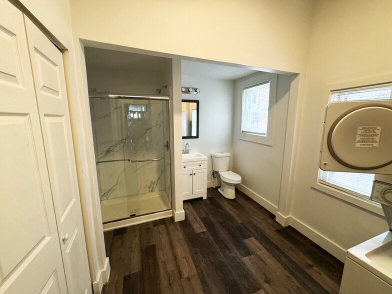 More Photos Of 1303 N Charles St, Baltimore Apartments For Sale