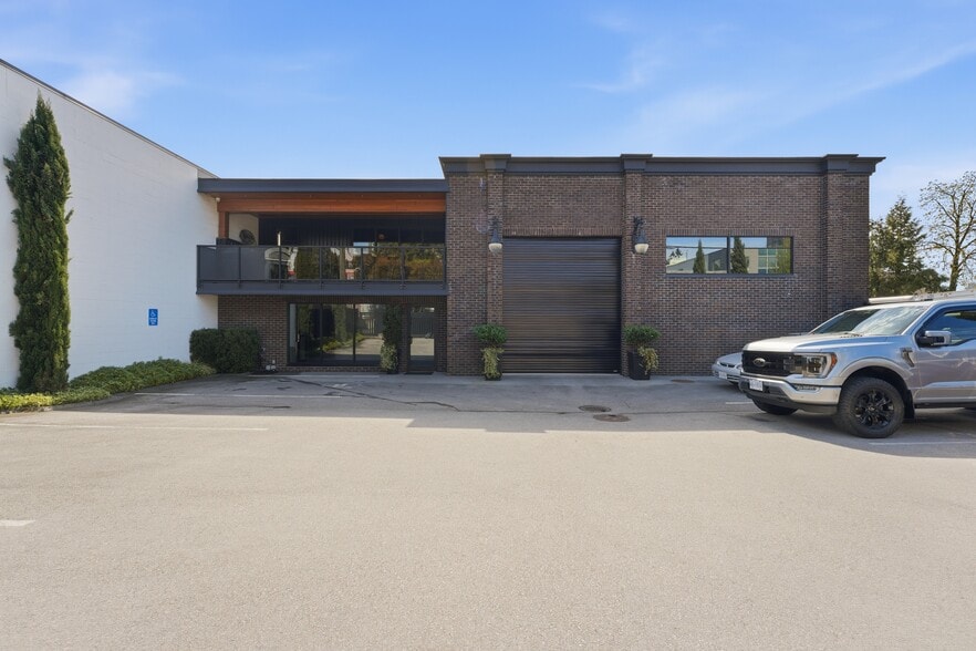 More Photos Of 935 Sherwood Ave, Coquitlam Warehouse For Sale