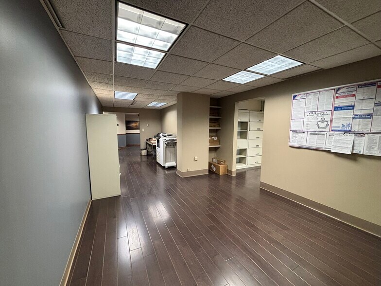 More Photos Of 37 Franklin St, Buffalo Office For Sale