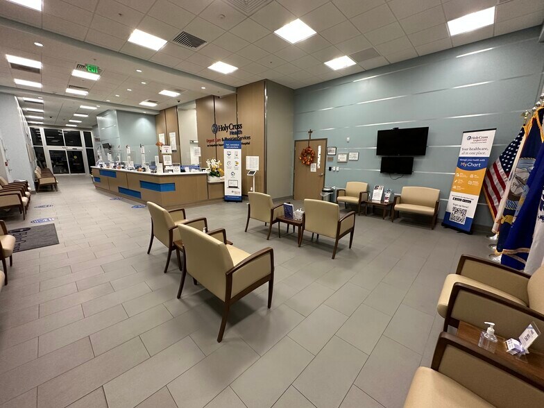 More Photos Of 3481 N University Dr, Coral Springs General Retail For Sale