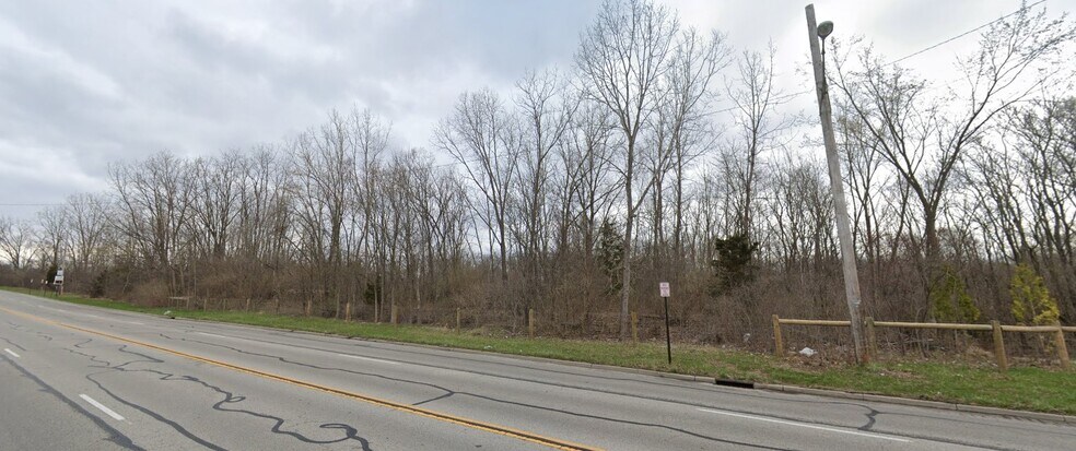 More Photos Of E Home @ Deer Rd, Springfield Land For Sale