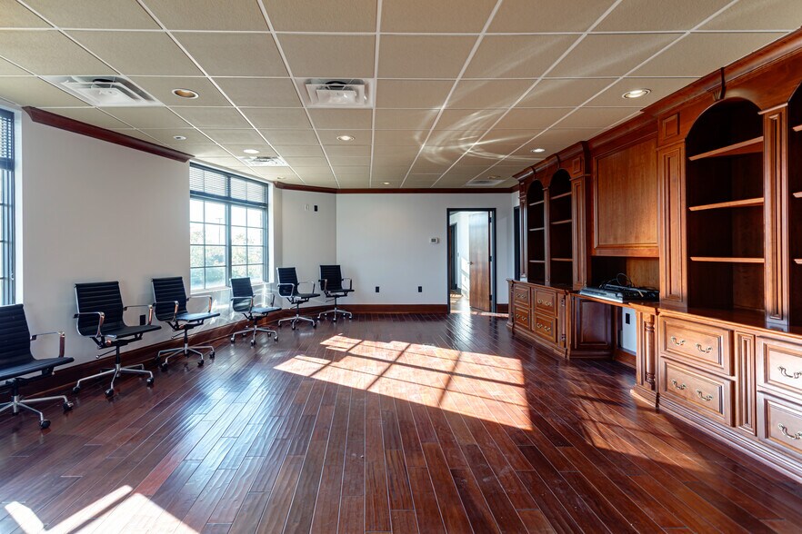 More Photos Of 5595 Franklin Pike, Nashville Medical For Lease