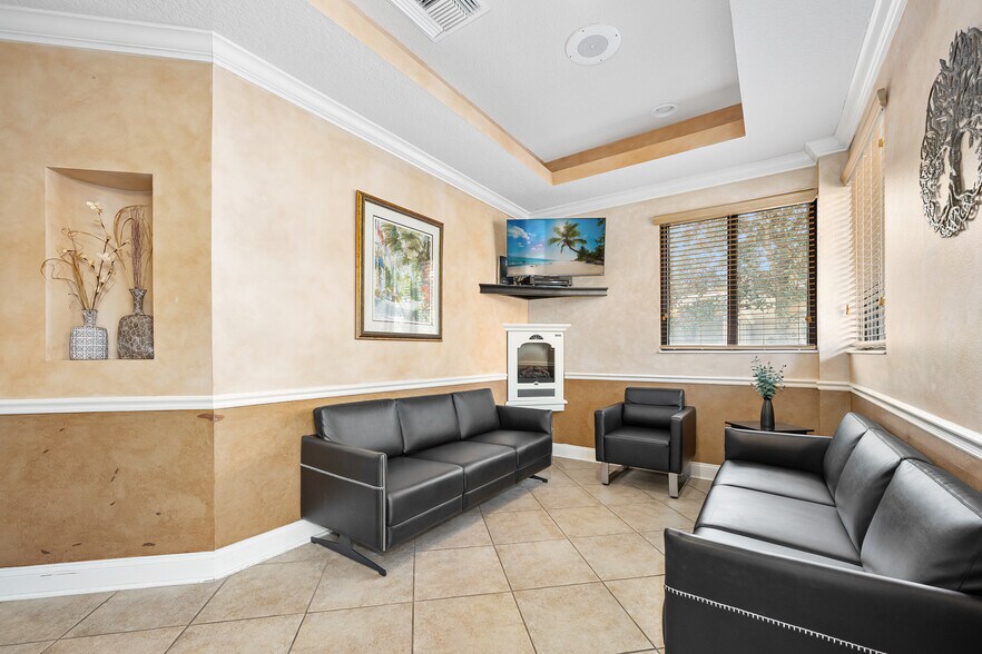More Photos Of 1667 Clyde Morris Blvd, Daytona Beach Medical For Lease