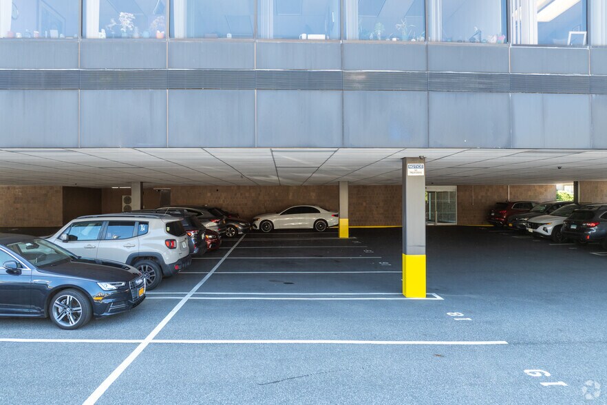 More Photos Of 111 Brook St, Scarsdale Loft Creative Space For Lease