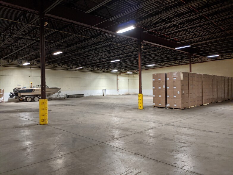 More Photos Of 18 Main St, Silver Creek Food Processing For Lease