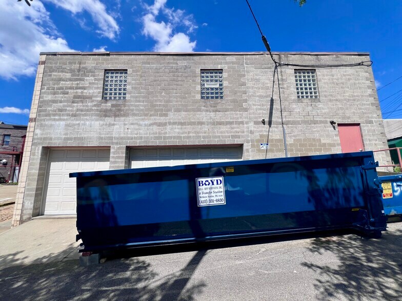 More Photos Of 547 Lincoln Ave, Bellevue Apartments For Lease