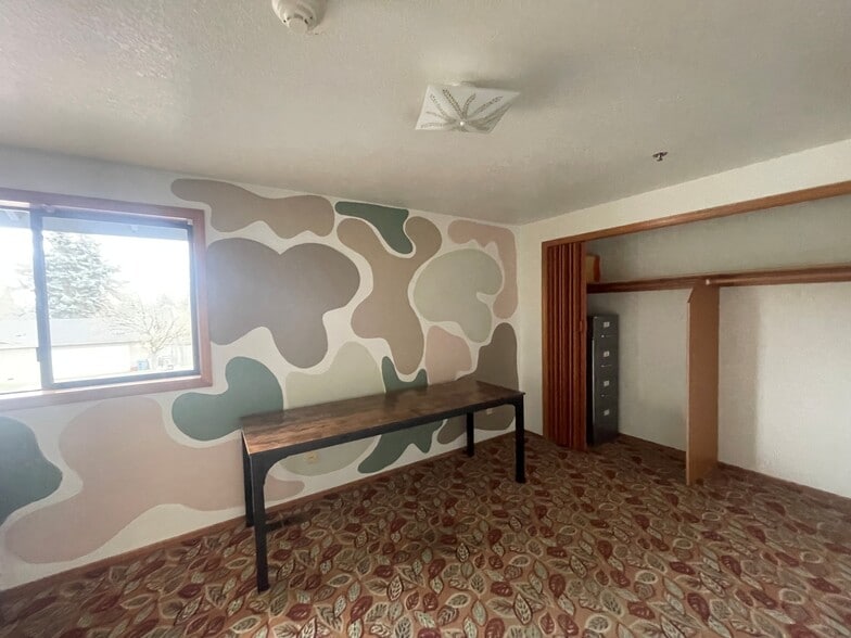 More Photos Of 3692 Hickory Ave, Eugene Assisted Living For Sale