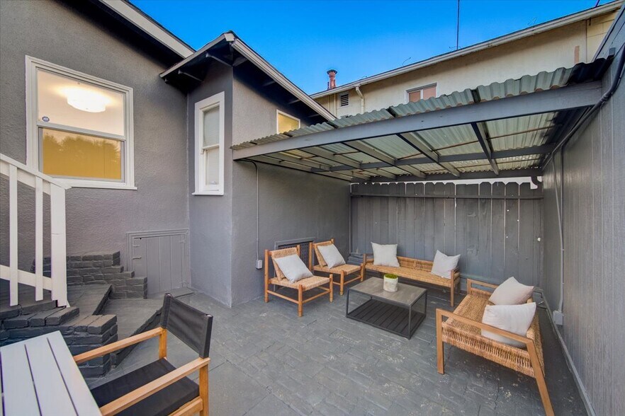 More Photos Of 3435 Dimond Ave, Oakland Land For Sale