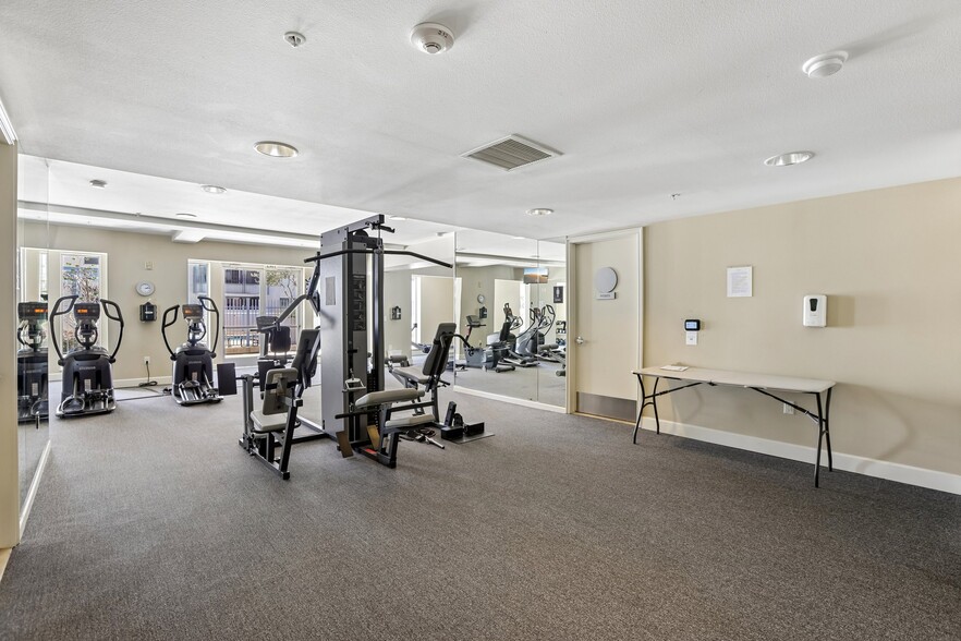 More Photos Of 46 W Julian St, San Jose Apartments For Sale