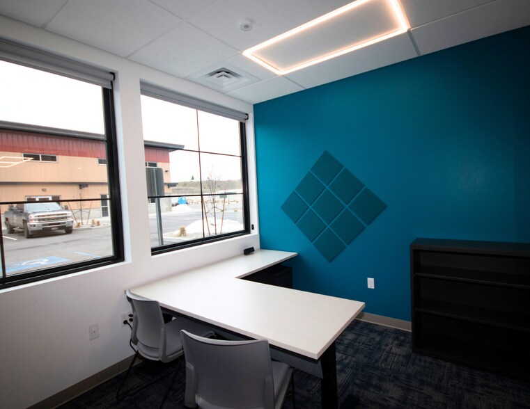More Photos Of 2780 N Eagle Ln, Liberty Lake Office For Lease