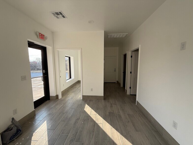 More Photos Of 4417 NW 39th St, Oklahoma City Freestanding For Lease