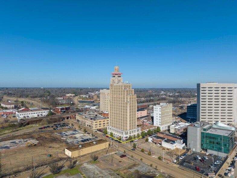 More Photos Of 127 S Roach St, Jackson Apartments For Lease