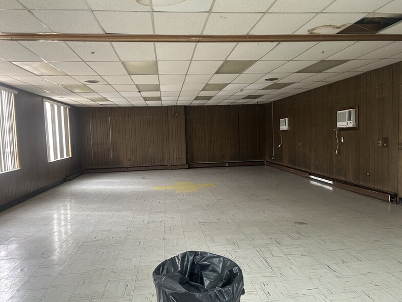 More Photos Of 21 Park Ave, Somerville Police Fire Station For Lease