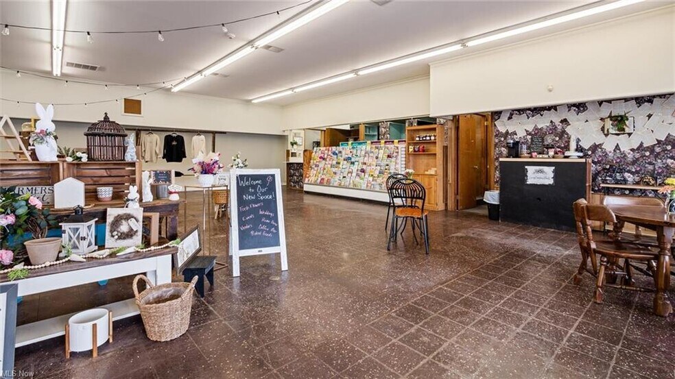 More Photos Of 22 3rd st, Frazeysburg Storefront For Sale
