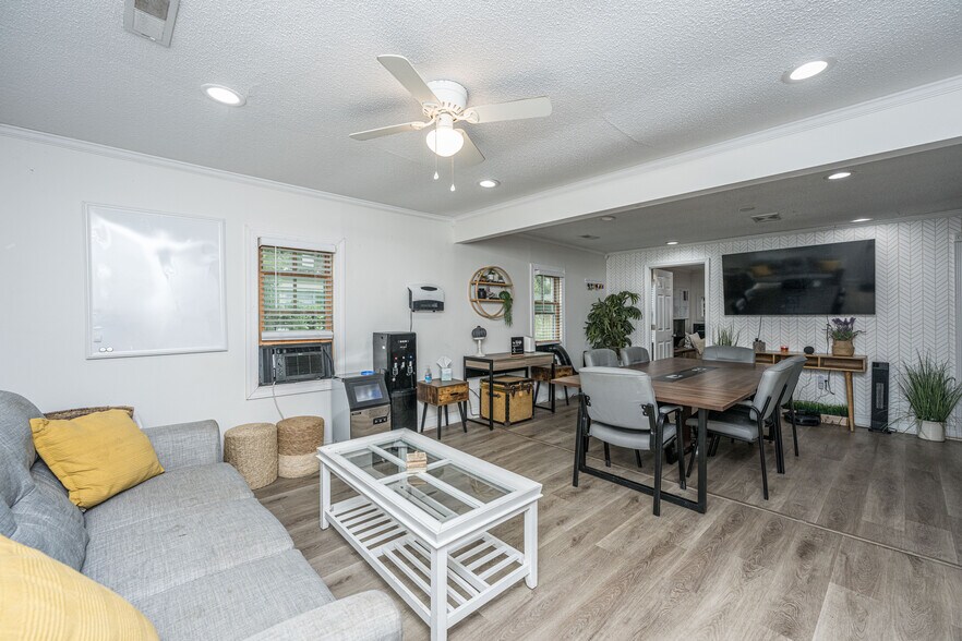 More Photos Of 2136 Easy St, North Charleston Freestanding For Sale