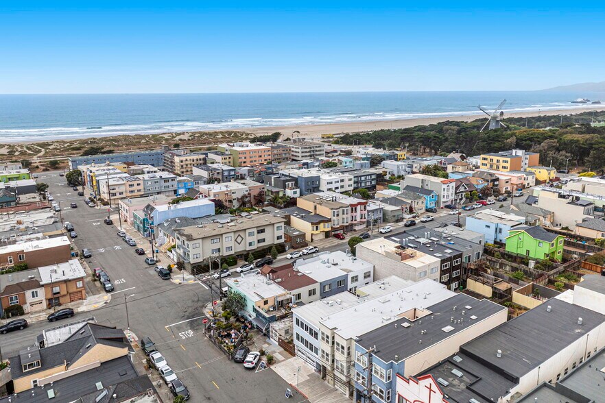 More Photos Of 4532 Irving St, San Francisco Apartments For Sale