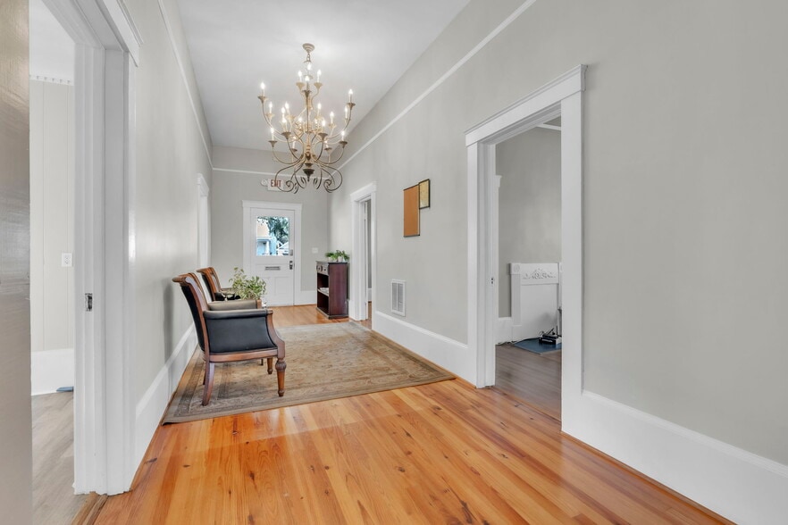 More Photos Of 408 N Main St, Greer Office For Sale