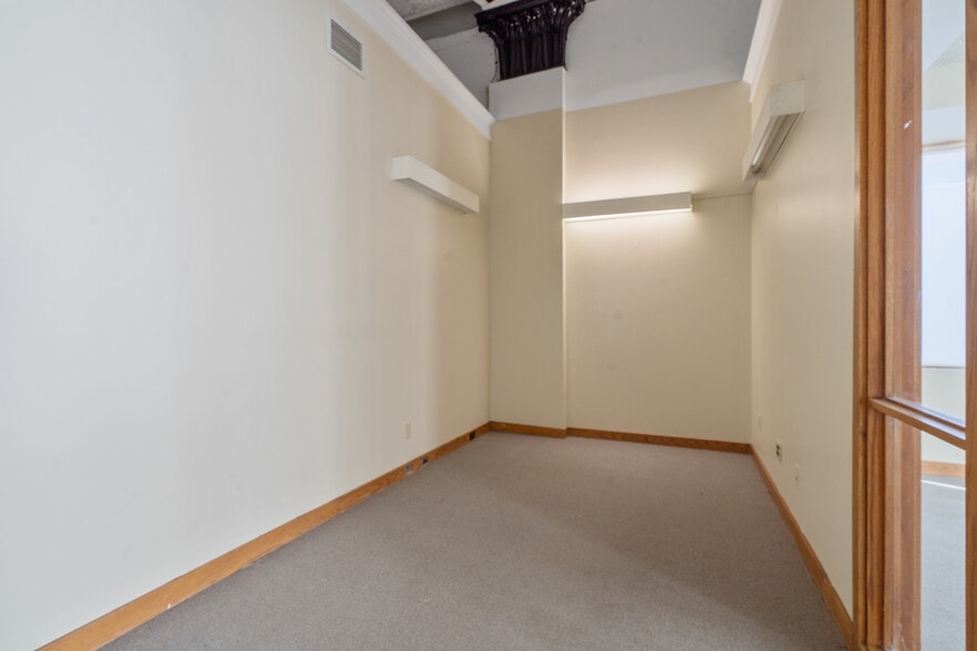 More Photos Of 344 W Genesee St, Syracuse Loft Creative Space For Lease