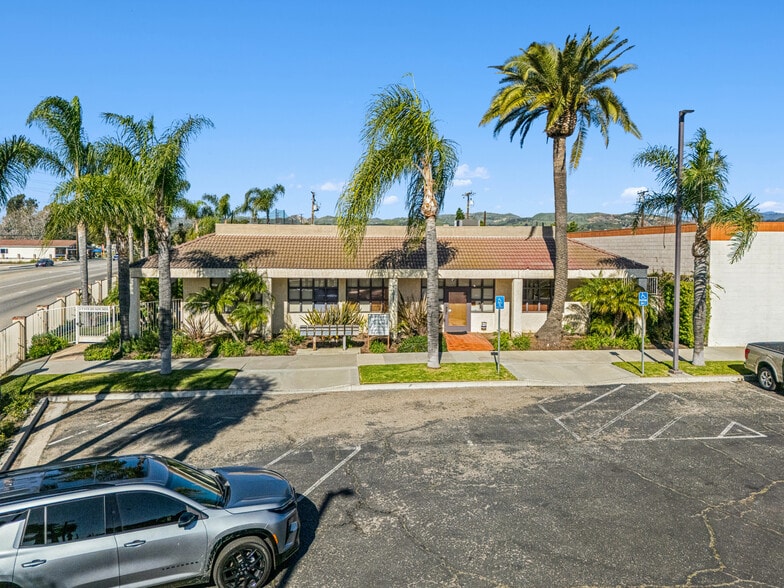 More Photos Of 11011 Azahar St, Ventura Office For Sale