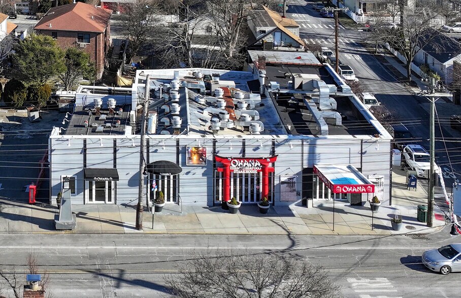 Primary Photo Of 500 City Island Ave, Bronx Restaurant For Sale
