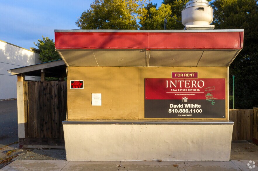 Primary Photo Of 3210 Castro Valley Blvd, Castro Valley Storefront Retail Residential For Lease
