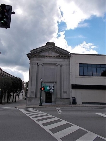 More Photos Of 504 Wilborn Ave, South Boston Office For Sale