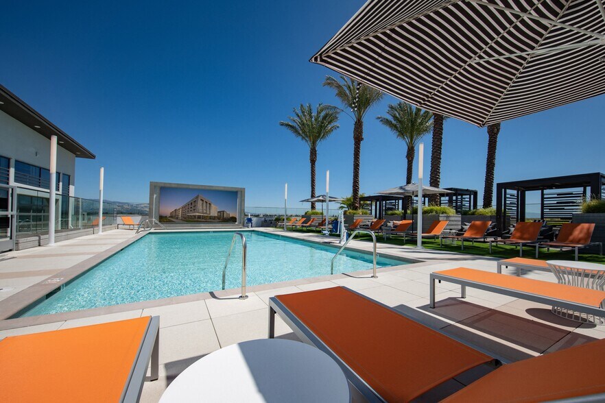 More Photos Of 730-750 E Capitol Ave, Milpitas Apartments For Lease