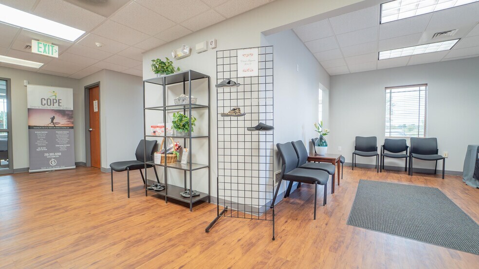 More Photos Of 951 Transport Dr, Valparaiso Office For Sale