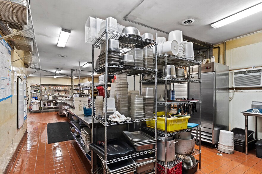 More Photos Of 487 E King St, Shippensburg Restaurant For Sale