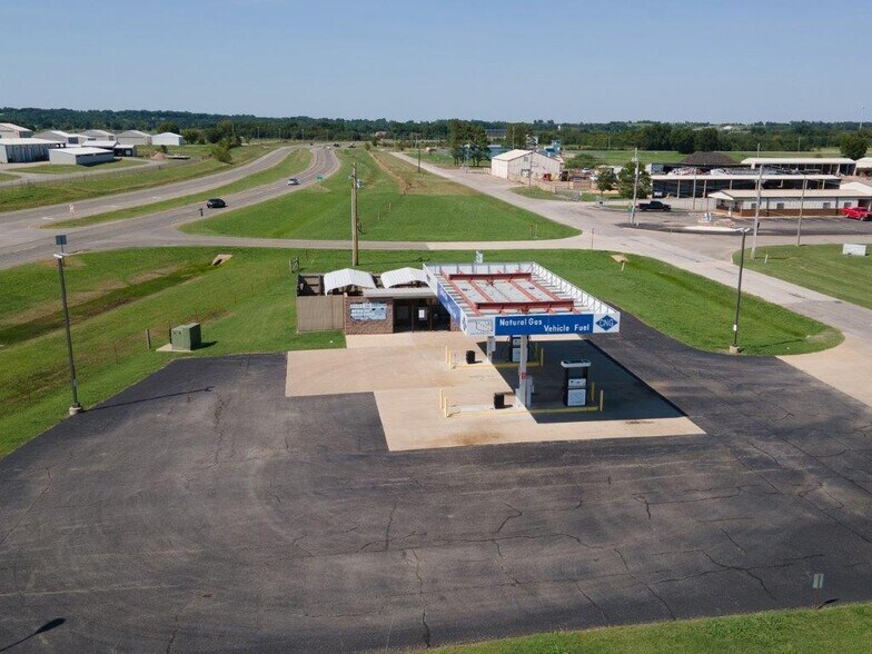 More Photos Of 905 Airport Parkway, Tahlequah Land For Sale