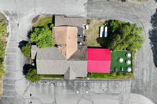 More Photos Of 20 Public Way, Quechee Restaurant For Sale