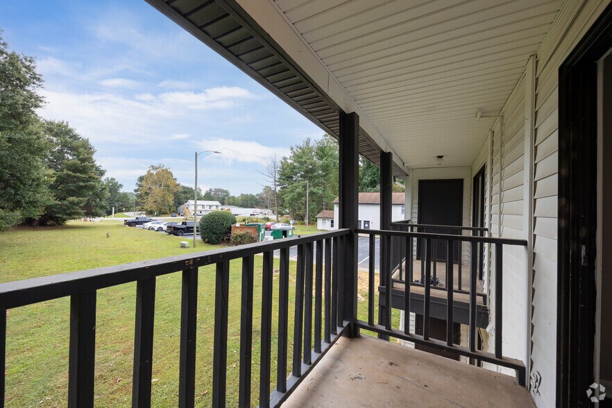 More Photos Of 3656 Browns Bridge Rd, Gainesville Apartments For Sale