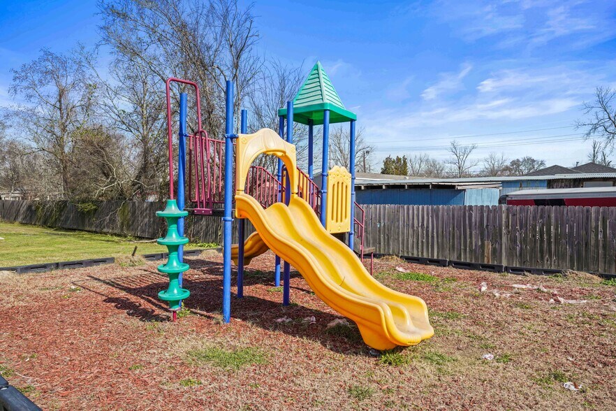 More Photos Of 5500 Hwy 75, Carville Apartments For Sale