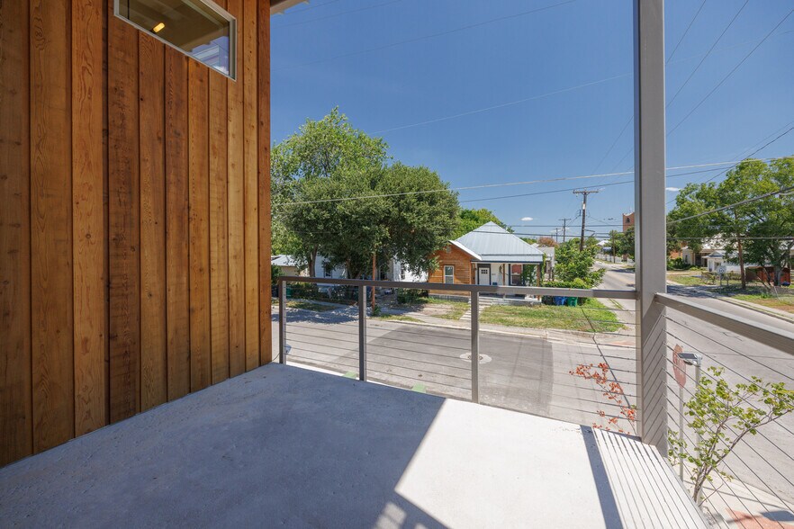 More Photos Of 1103-1107 S Cherry & 135 Louisiana, & 634 Delaware St, San Antonio Multifamily For Sale