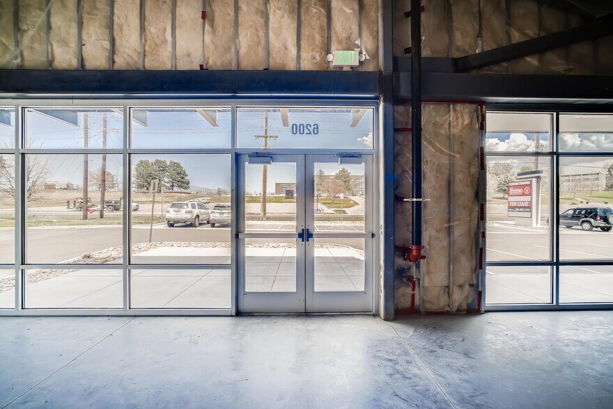 More Photos Of 6200 Leetsdale Dr, Denver Storefront For Lease