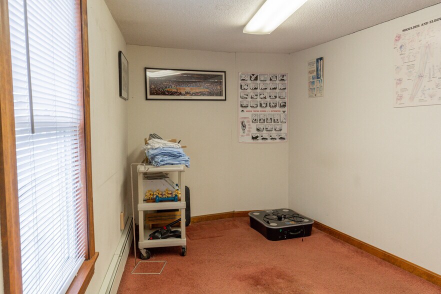 More Photos Of 1385 Congress St, Portland Office For Sale
