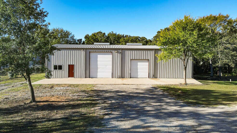 Primary Photo Of 4323 Alexis Ct, College Station Warehouse For Lease
