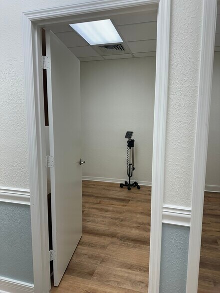 More Photos Of 2841 Tamiami Trl, Port Charlotte Medical For Sale