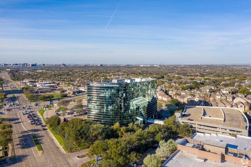 More Photos Of 18111 Preston Rd, Dallas Office For Lease